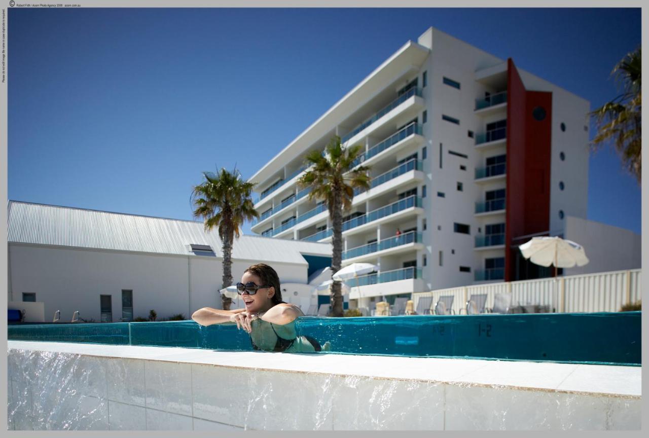 Seashells Mandurah Hotel Exterior photo