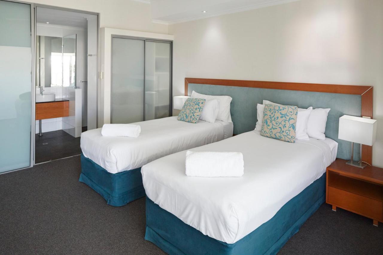 Seashells Mandurah Hotel Exterior photo